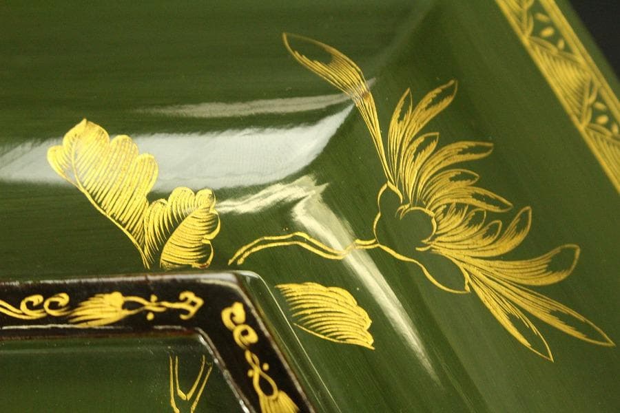 沈金 花紋 六角 蓋物(ZE496)