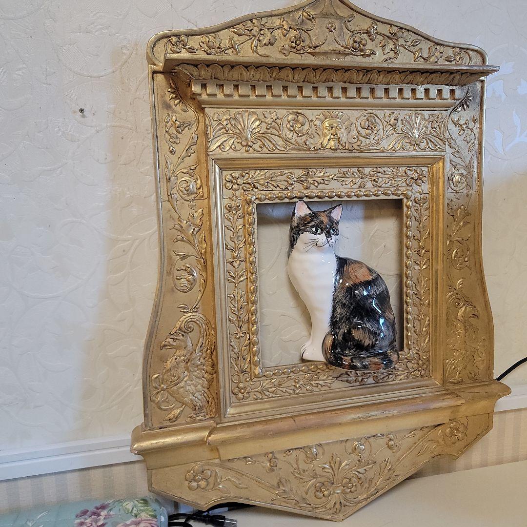 西洋アンティーク　ヴィンテージ　額縁　フレームのみ　金色の装飾額