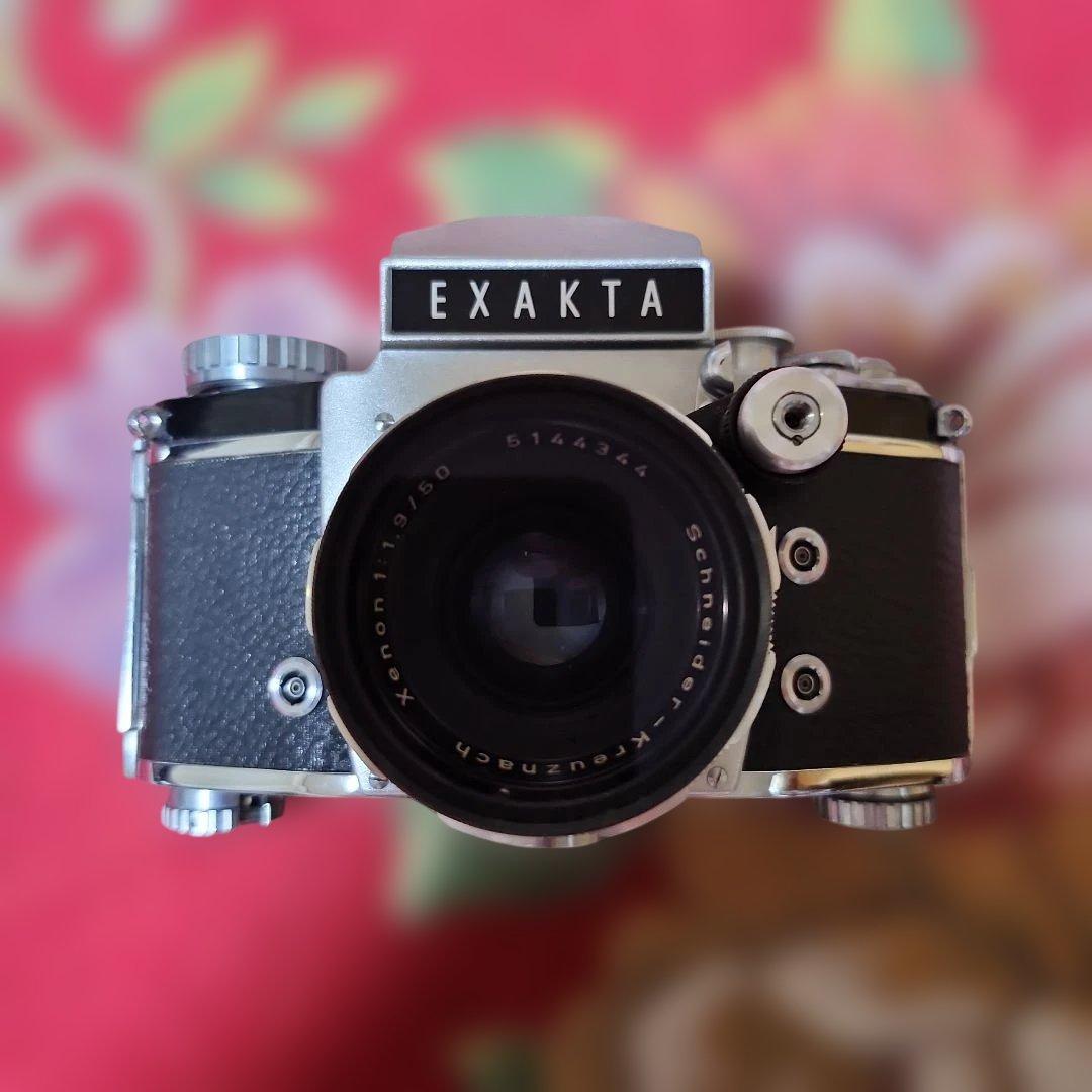 ま*く様 EXAKTA VX フィルムカメラ 50mmレンズ付き