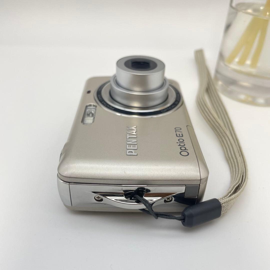 美品✨PENTAX Optio E70✨動作確認済 スマホ転送OK 単三電池♪