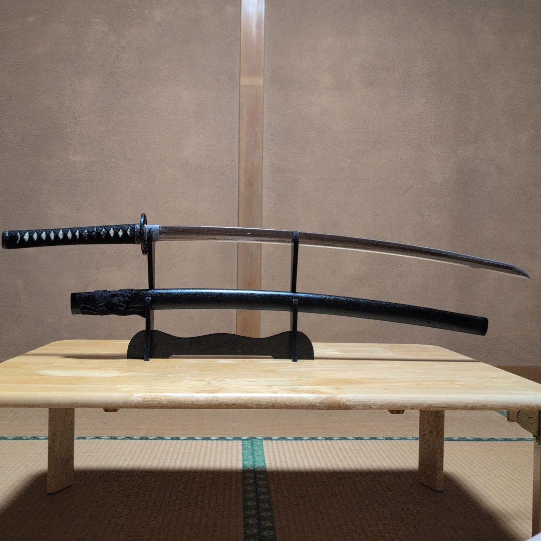 模造刀 (黒石目拵え) 打刀＋脇差し＝二振りセット＋刀掛け台　✰フルセット✰