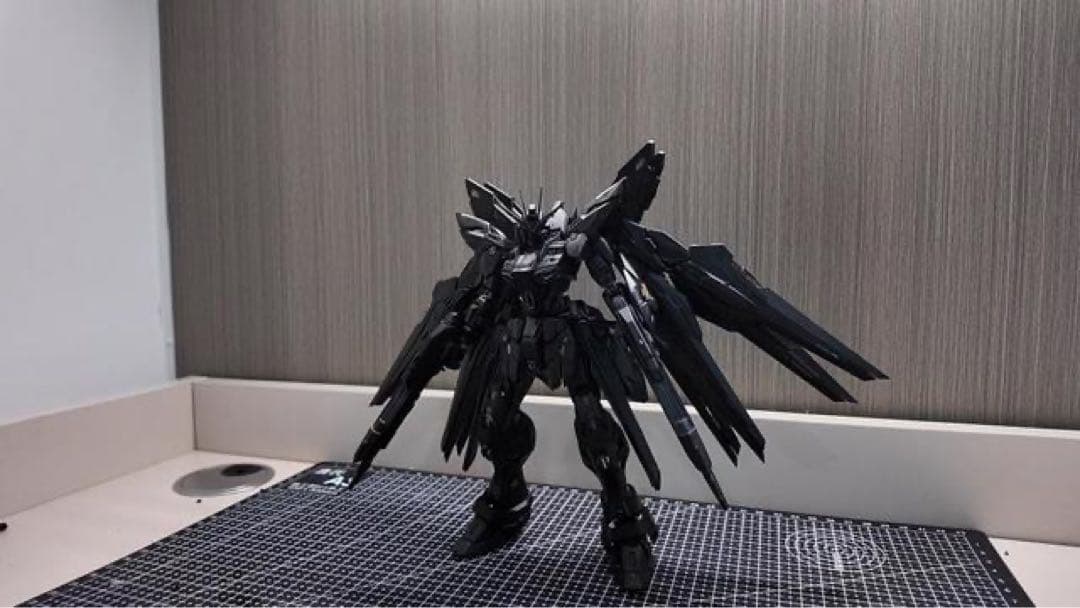 MGEXストライク・フリーダムガンダム ミッドナイトコーティング.Ver