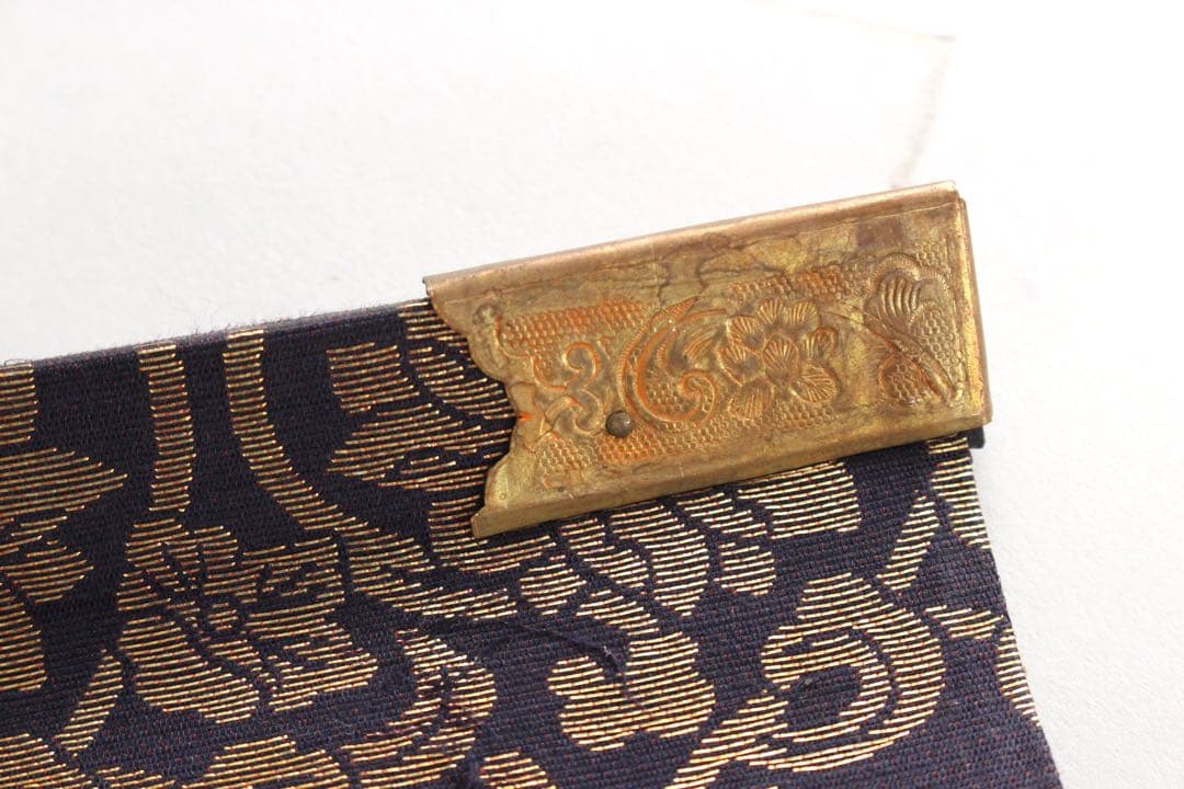 No5402 掛軸　西国三十三所御集印霊幅　紙本　紺紙金泥　木箱付　送料無料