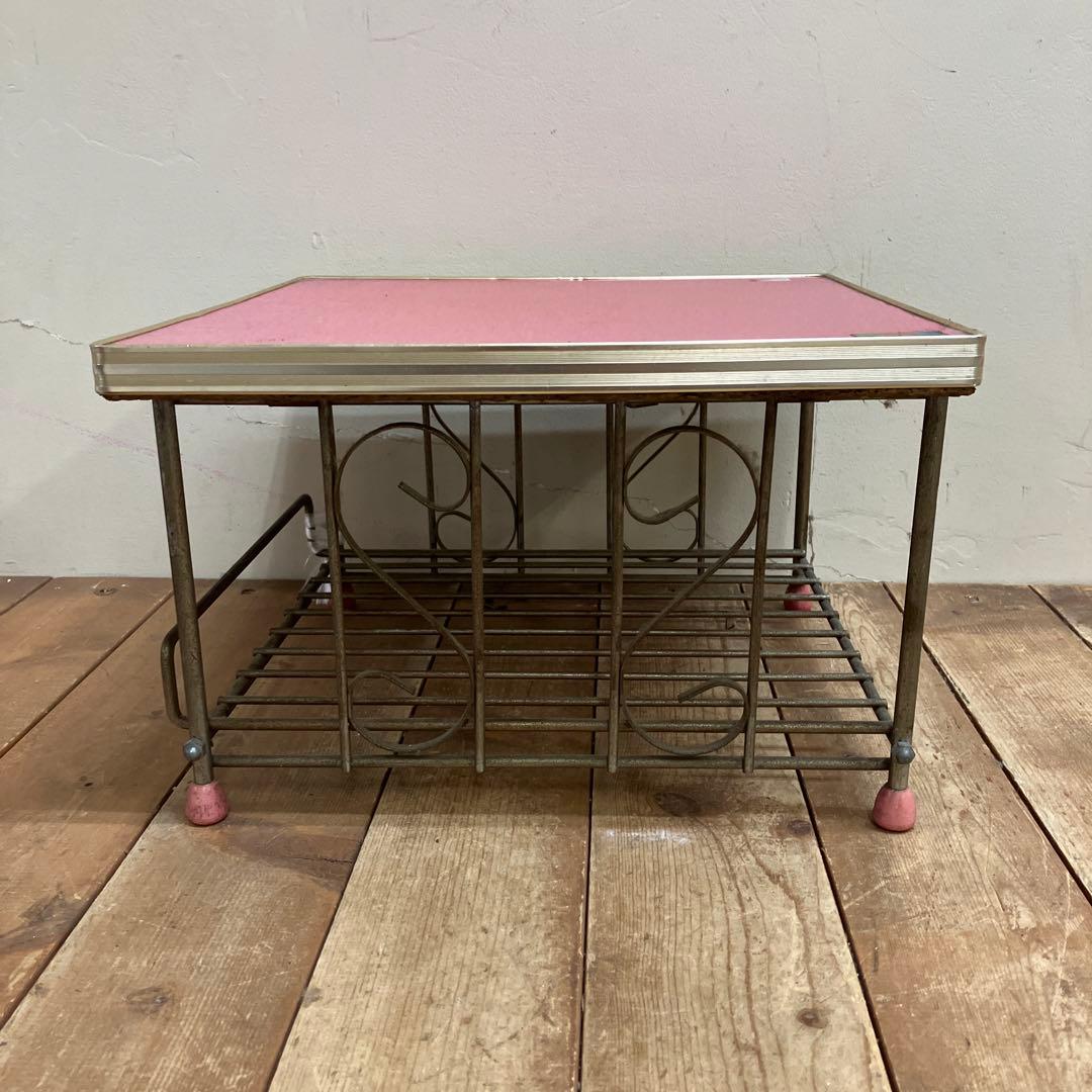 A-3 昭和レトロ ニホンハナコ マガジンラック付 サイドテーブル ピンク