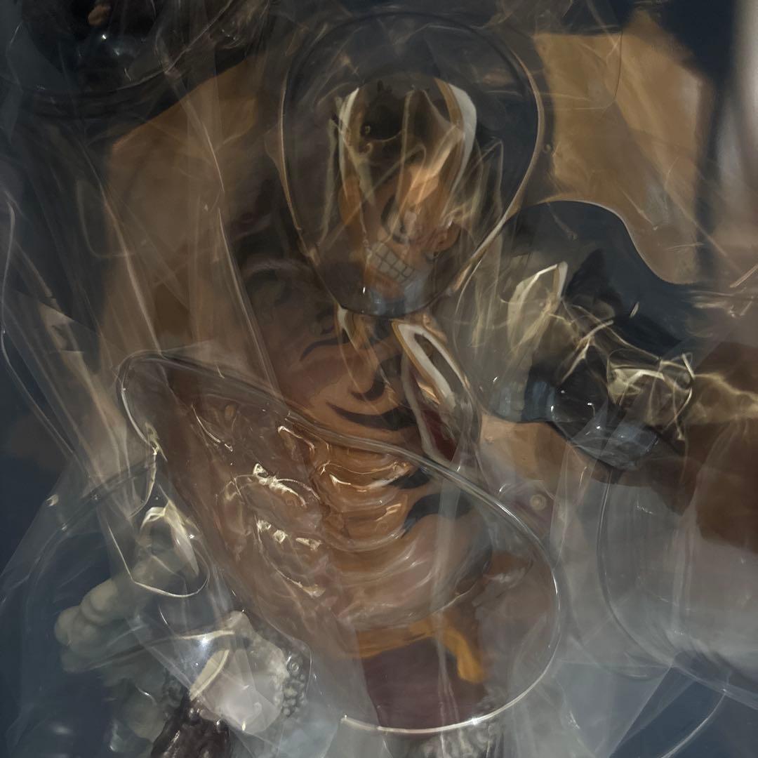 【新品未開封！！】ワンピースフィギュア2体セット！！