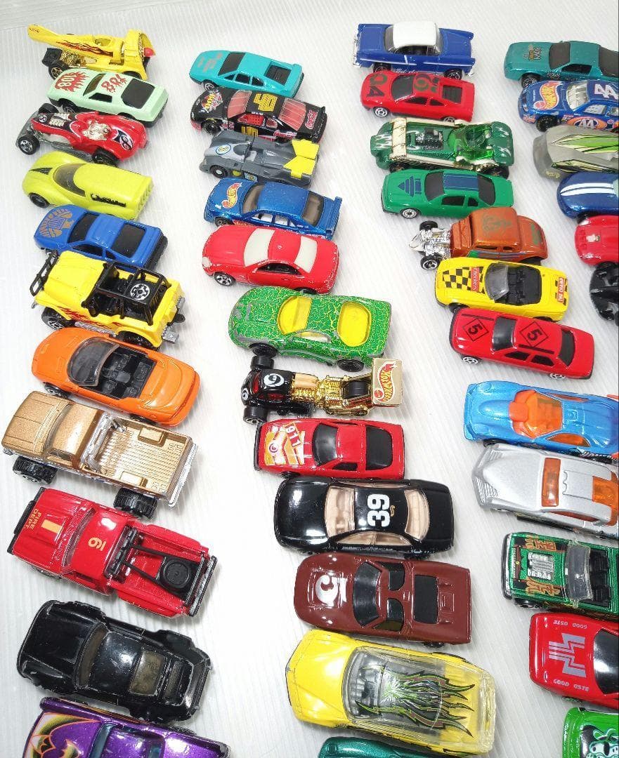 ホットウィールケース＋ミニカー75台