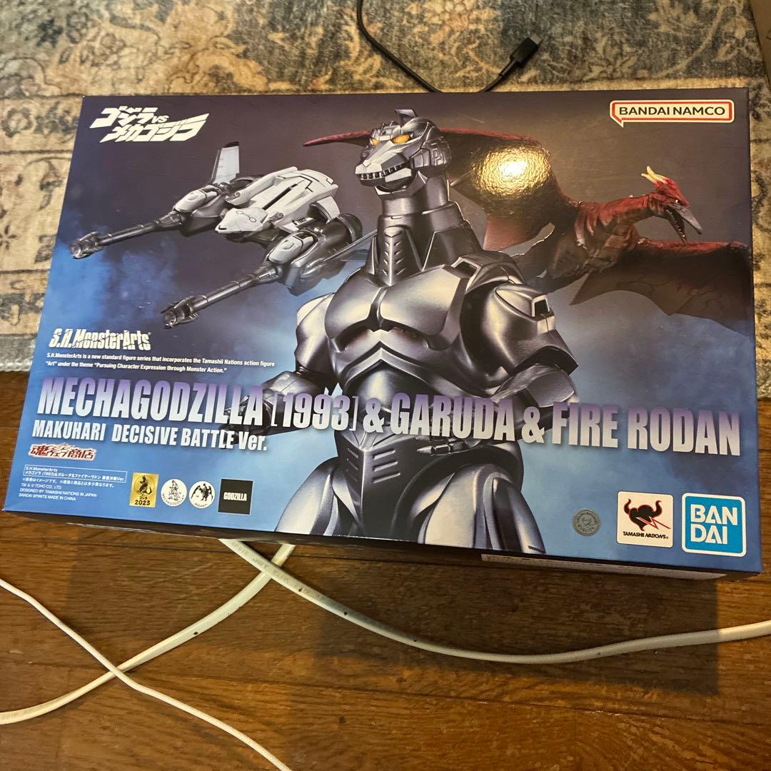 S.H.MonsterArts メカゴジラ1993＆ガルーダ＆ファイヤーラドン