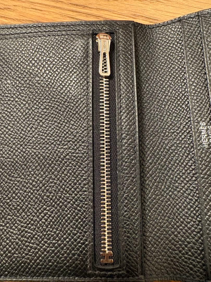 HERMES 二つ折り財布 ブラック