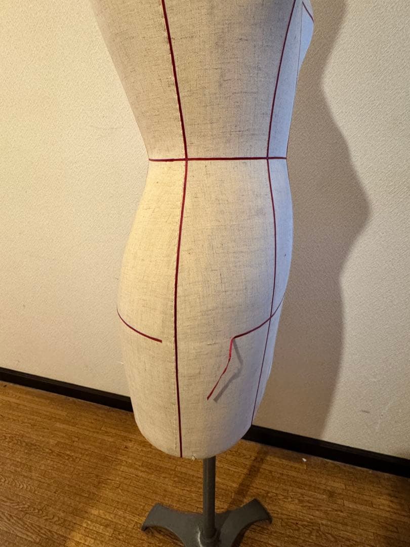 か*読様 東京キイヤ　トルソー　ガイドライン入り