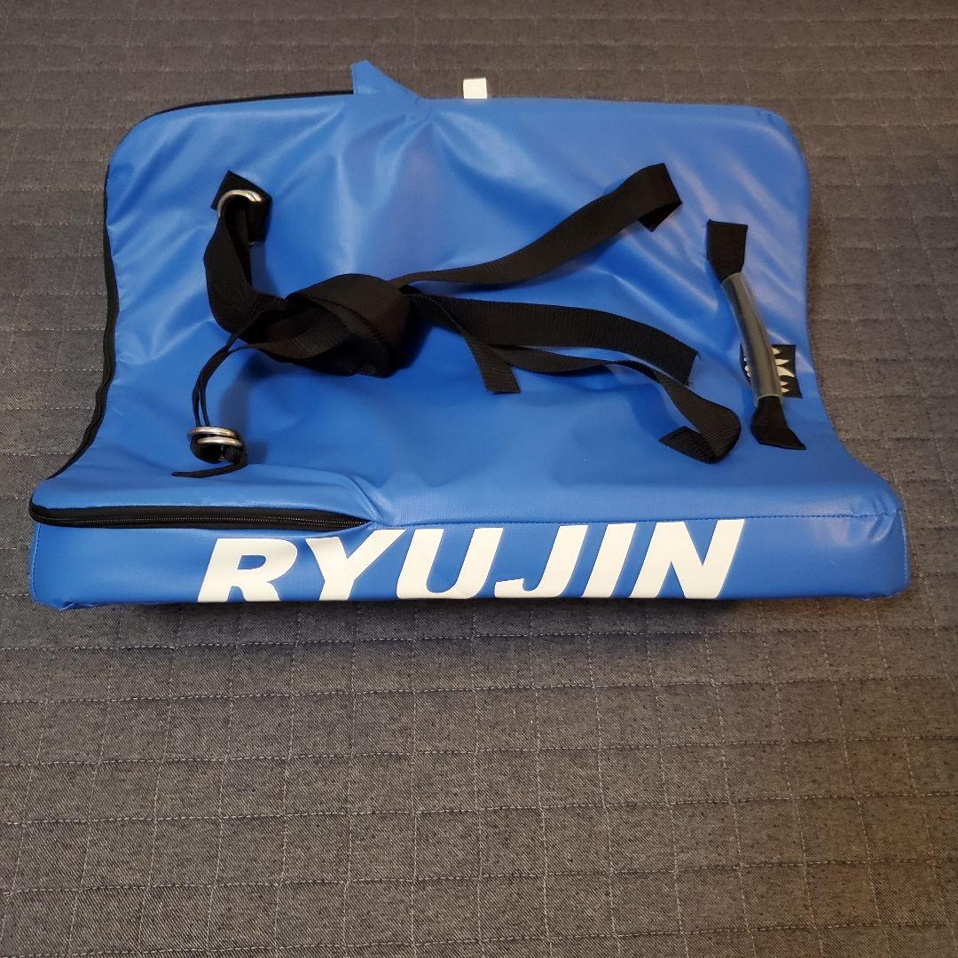 スーパーダミーミット　ライトモデル　ryujin　空手　格闘技　ミット打ち