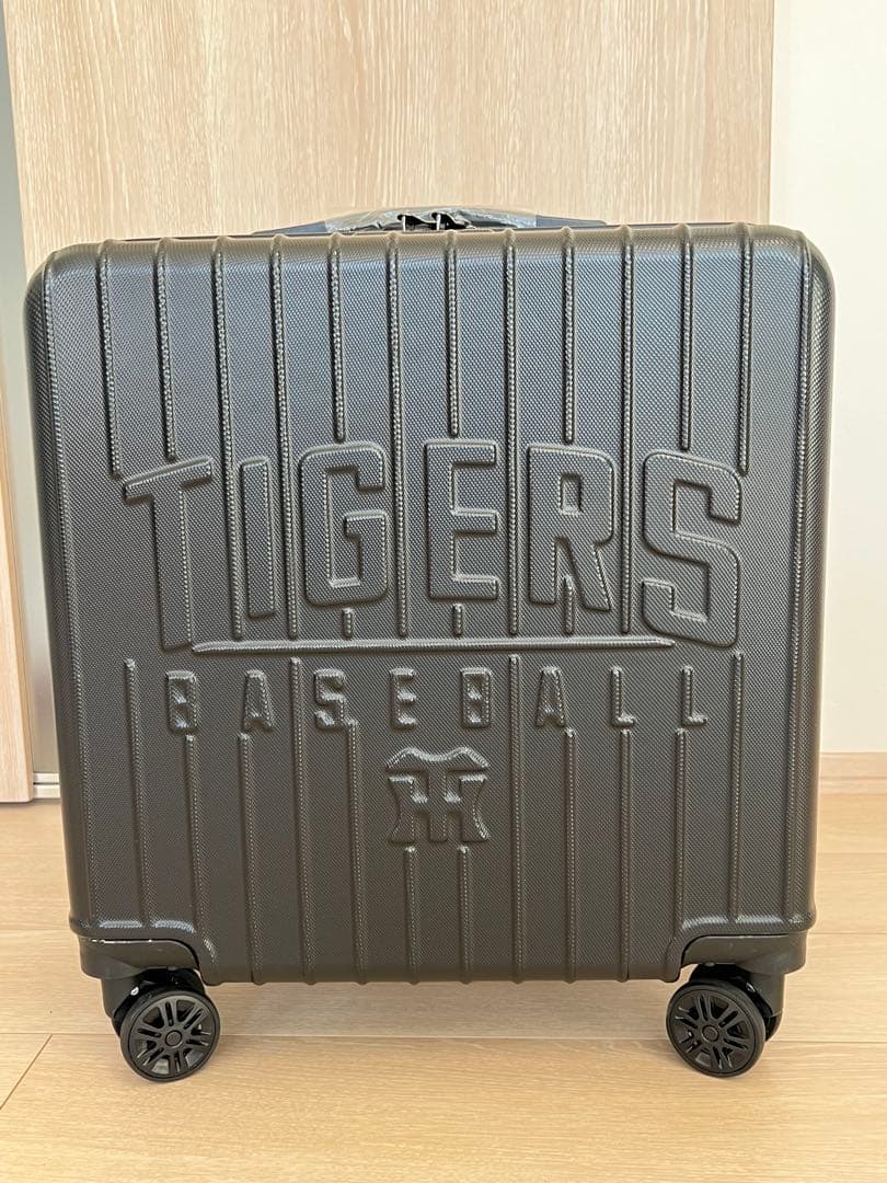 【新品未使用】阪神 タイガース スーツケース ダイヤモンドプラス2024