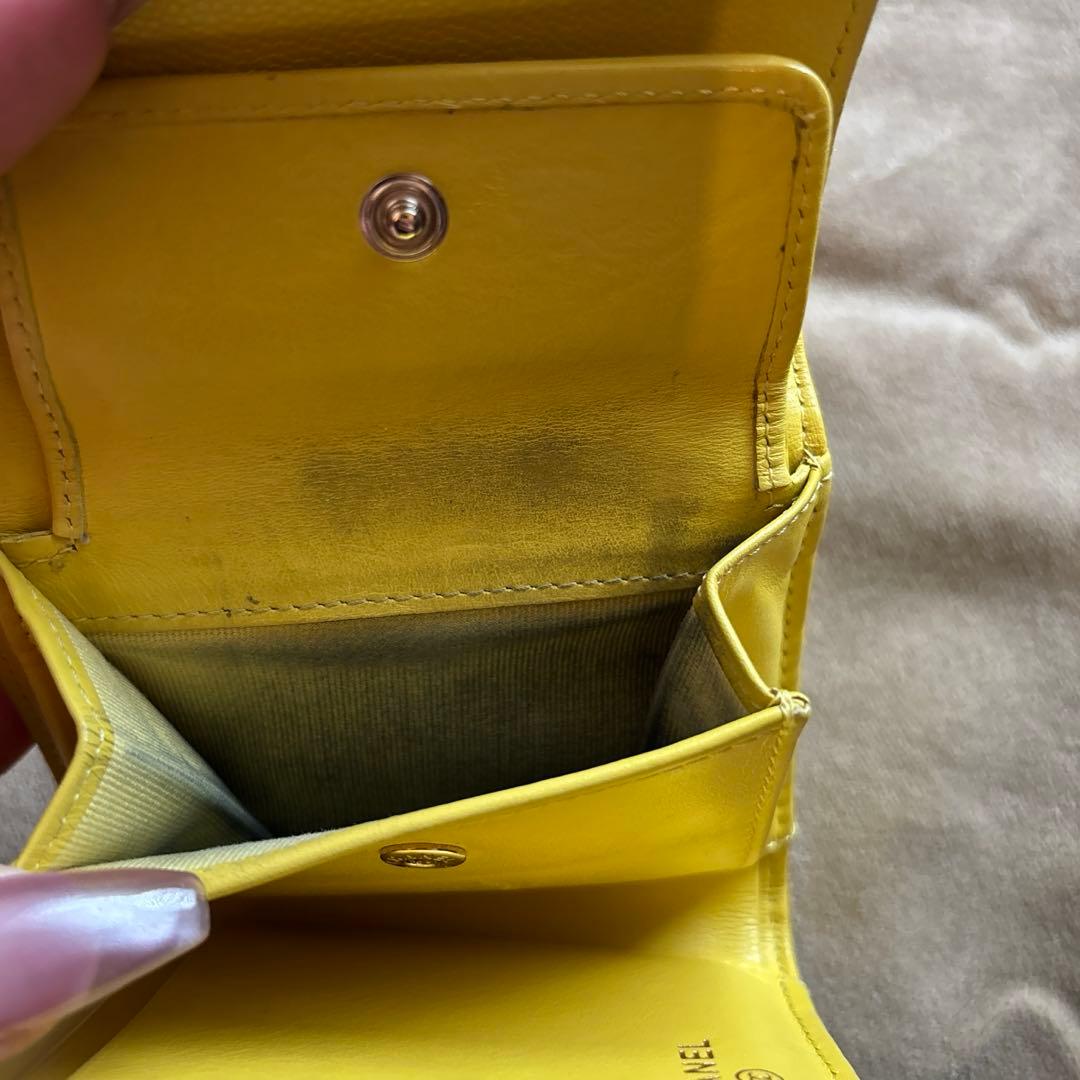 CHANEL マトラッセ　キャビアスキン　三つ折り財布　イエロー