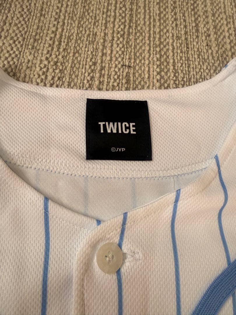 TWICE TZUYUツウィ ユニフォーム