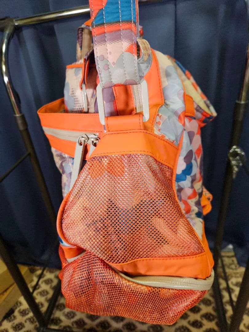 LeSportsacとステラ・マッカートニーのコラボレーションバッグ