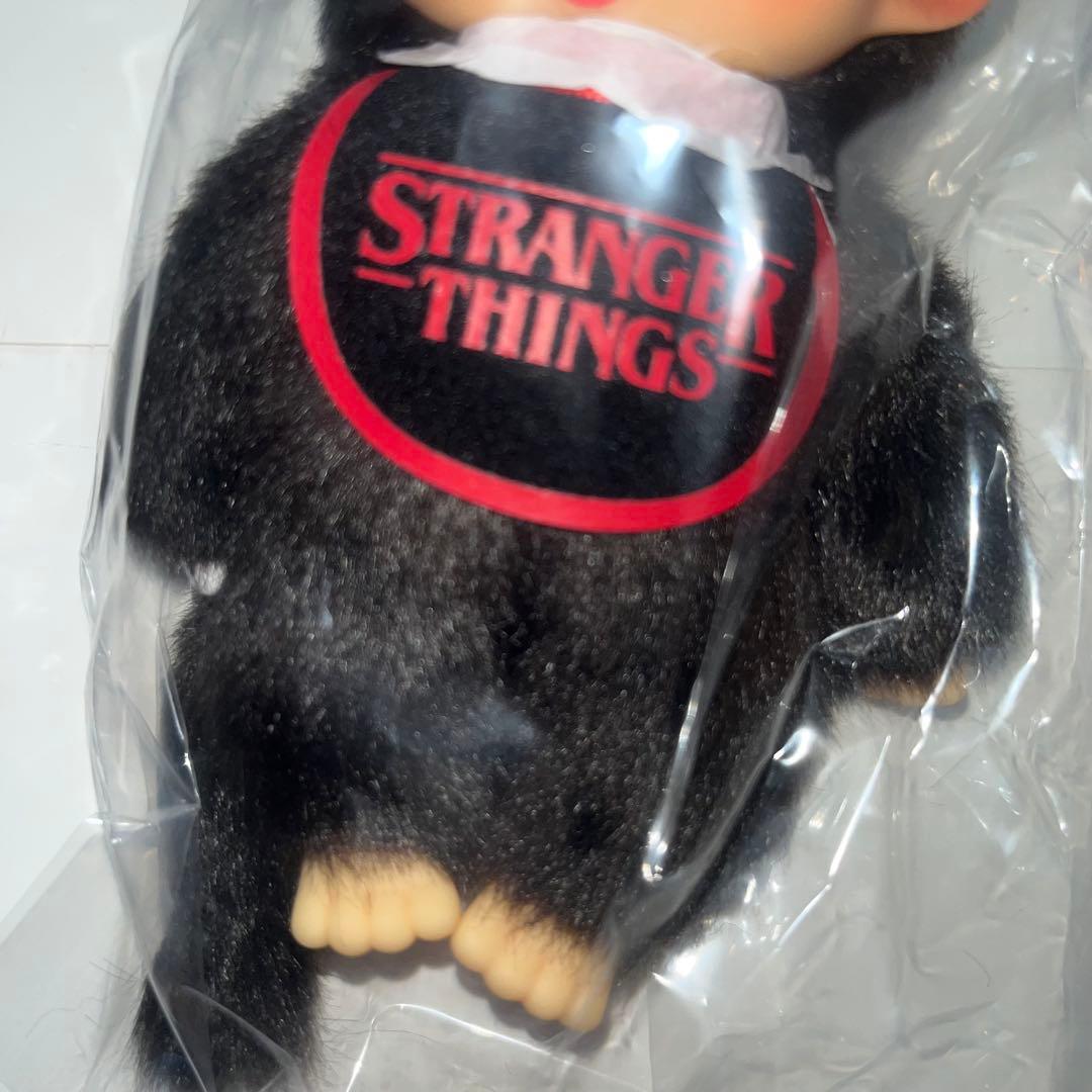 新品未使用 モンチッチ キーチェーン ストレンジャーシングス コラボ