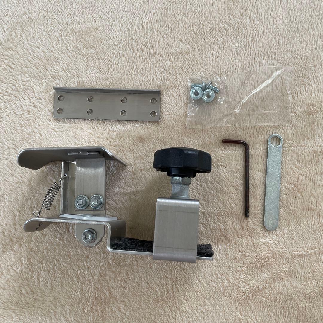 アシストスツールASS-V（ピアノ足台）　アシストペダル付