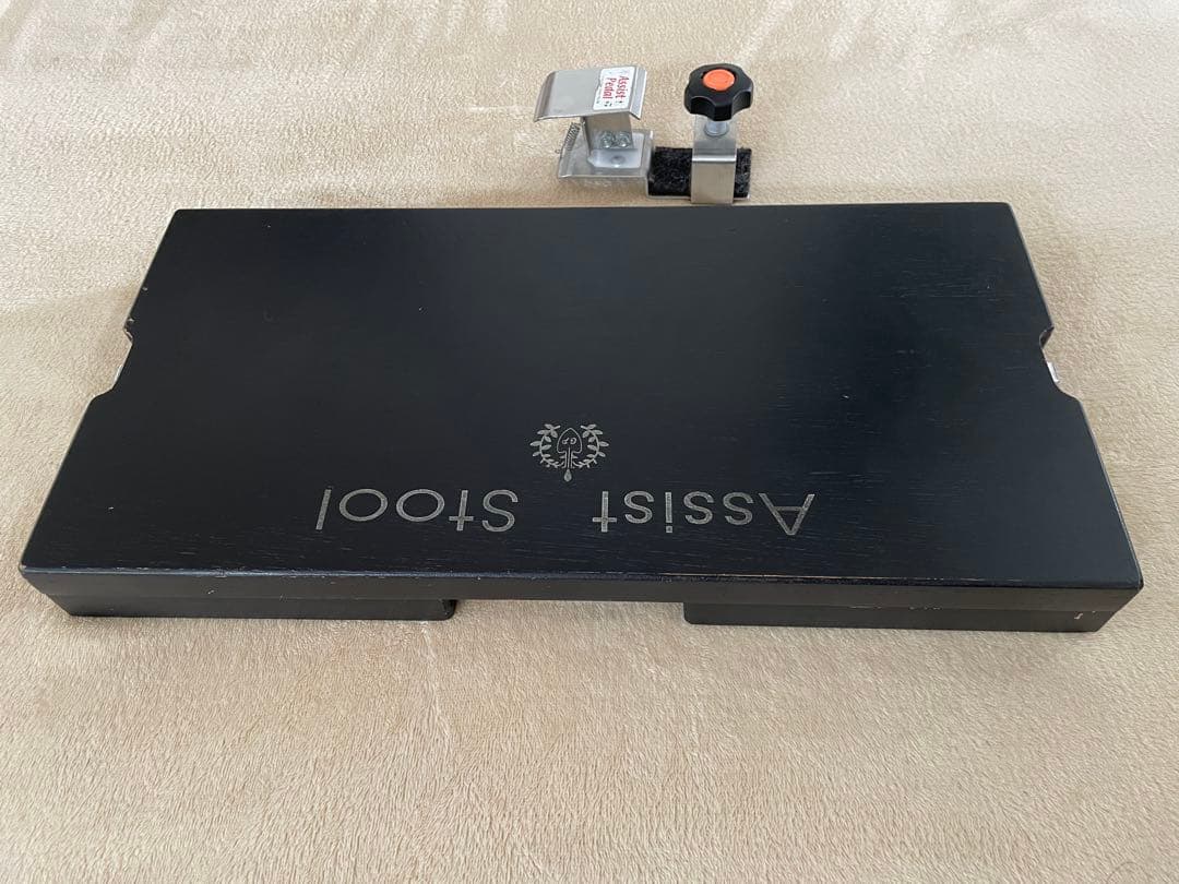 アシストスツールASS-V（ピアノ足台）　アシストペダル付