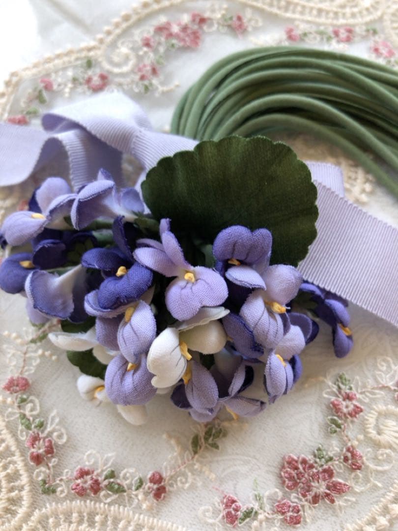 ピンクハウス❤️【未使用】可憐なすみれブーケコサージュ❤️