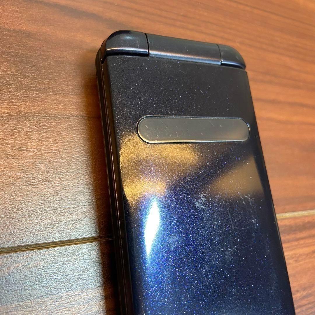 au KYOCERA KYF37SKA グラティーナ ガラケー 3477