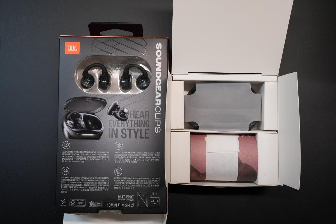 【視聴のみ美品】JBL Soundgear Clips ブラック