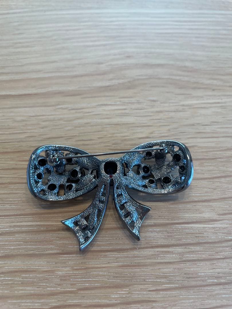 René ルネ　ブローチ　2点セット　アクセサリー　まとめ売り