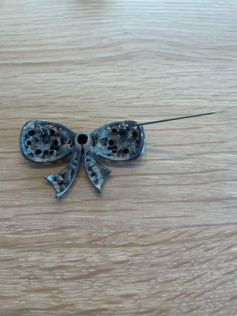 René ルネ　ブローチ　2点セット　アクセサリー　まとめ売り