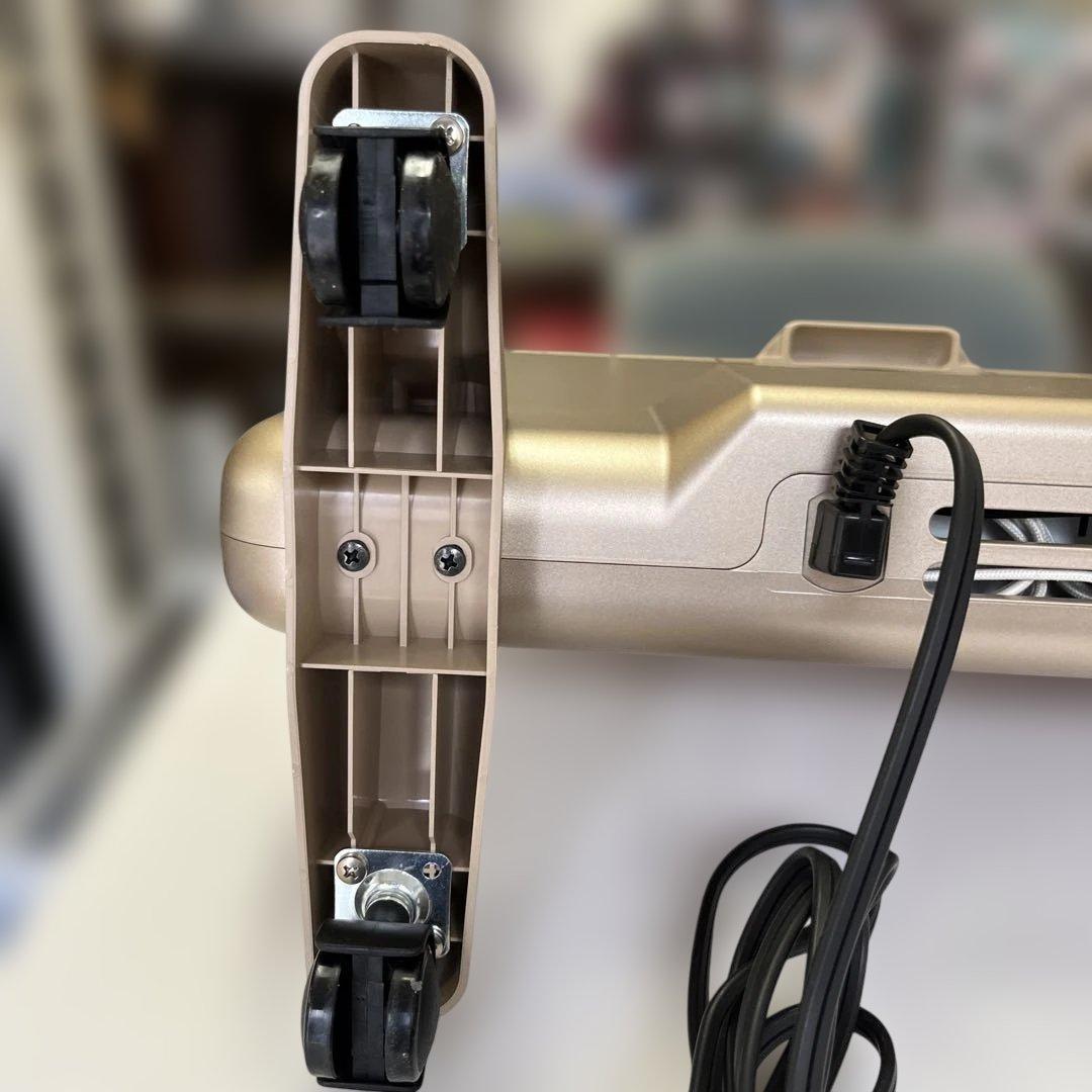 逗　サンルミエ E800L-TM2 ヒーター 遠赤外線暖房器 タイマー付