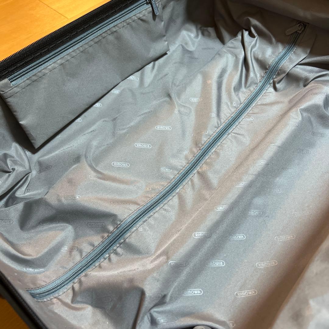 リモワ SALSA 35ℓ 2輪 ブラック キャリーケース ポリカーボネート