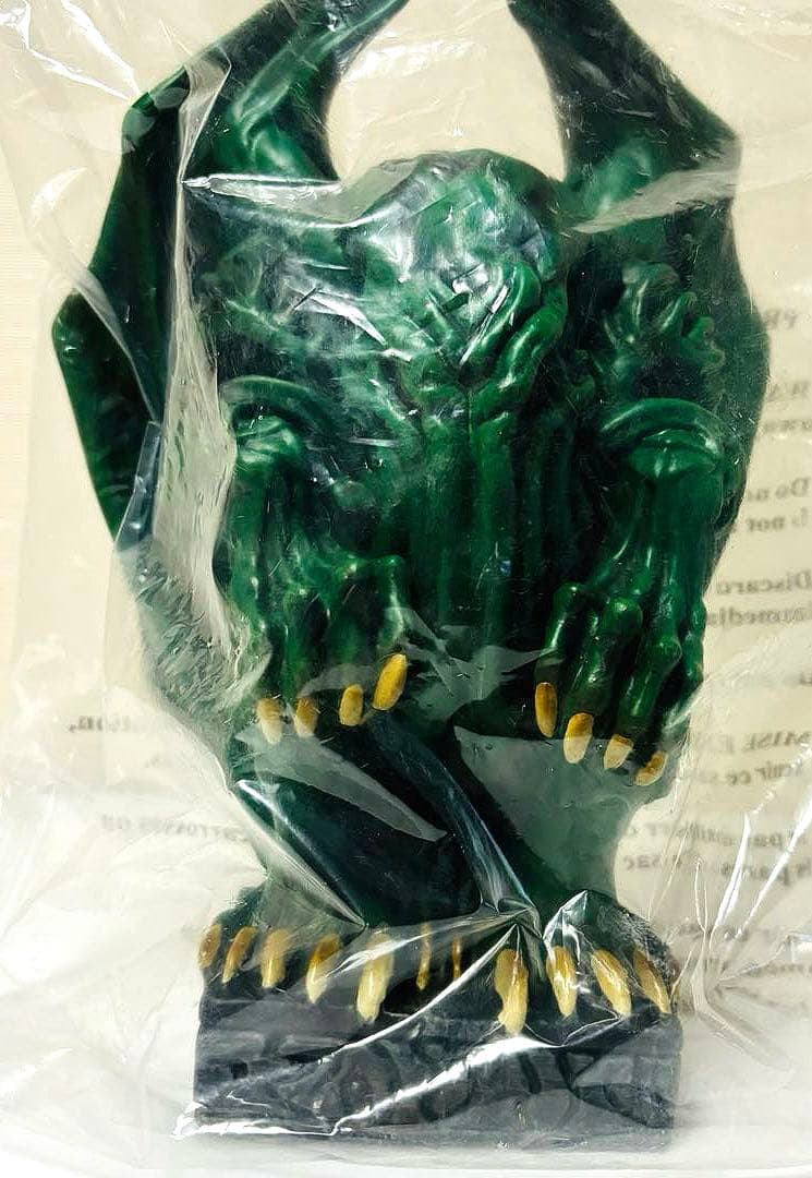 ★クトゥルフ神話の邪神　クトゥルフ★貯金箱★新品未開封