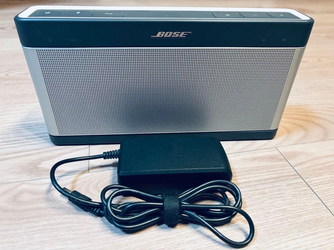 ￼ BOSE SoundLink Bluetooth speaker III