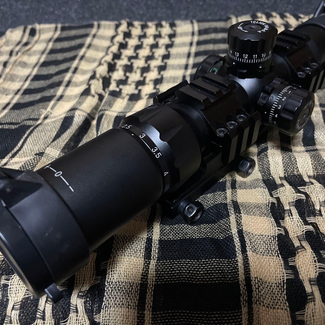 ☆美品 送料無料☆ ショートスコープ 1.5-4×30