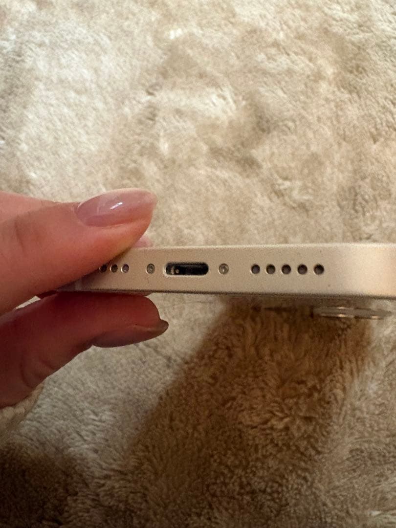 （中古品）Apple iPhone 13 ホワイト 本体　SIMフリー