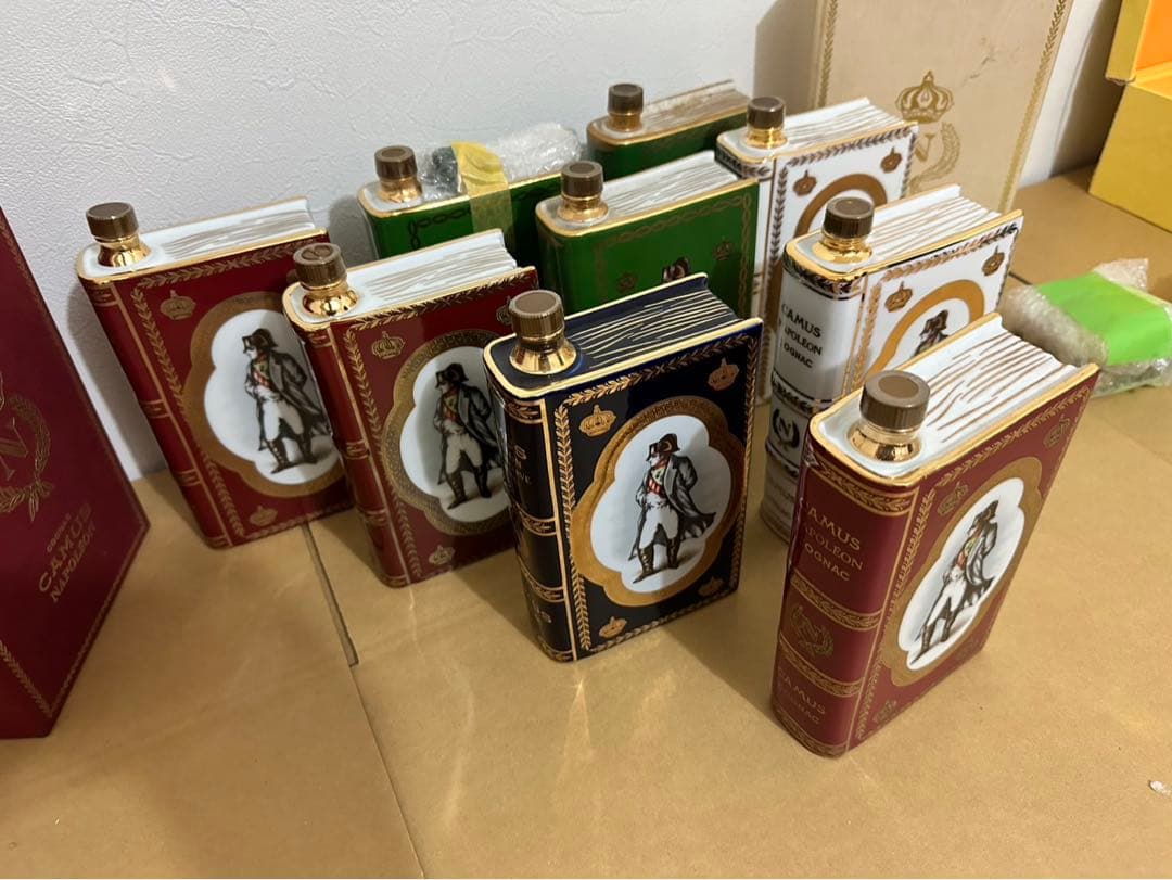 美品　古酒　未開栓　ナポレオン　カミュ　ブック　９本セット　２箱付き
