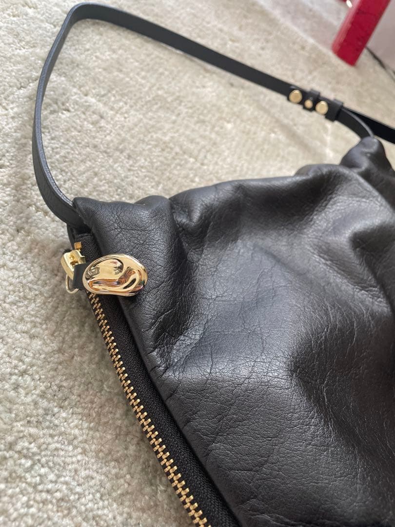 ワンハンドルバッグ　黒　牛革　日本製　ジェメイル