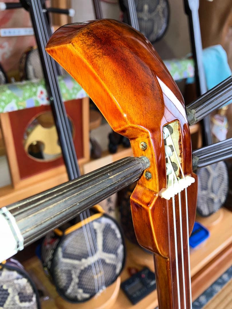 沖縄三線島クルチ真壁型本皮一枚張りスンチ塗り期間限定破格値出品