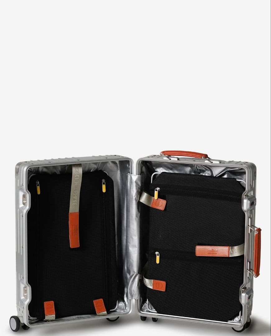 新品 イノベーター INV1811STP Silver 36L Cabin