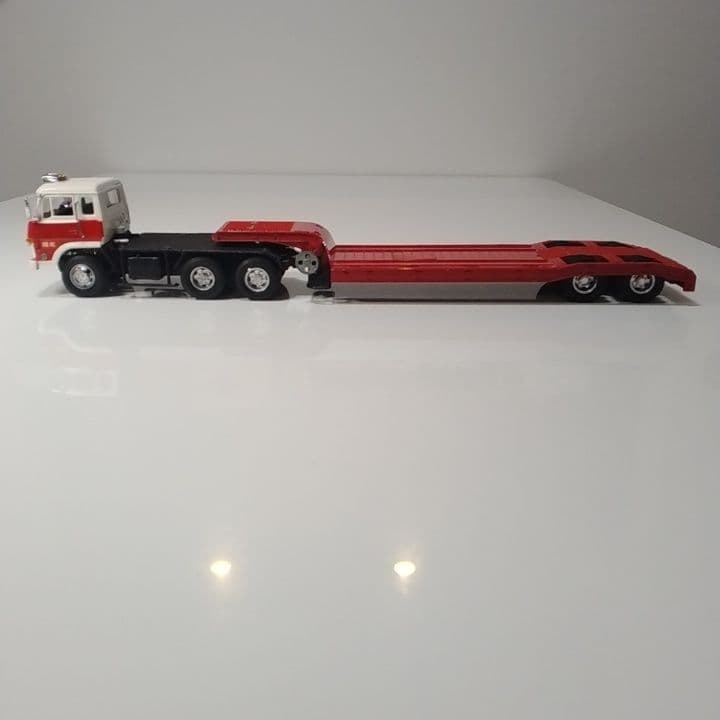 まる　ダイヤペットT-95 三菱ふそう 重機積載トレーラー