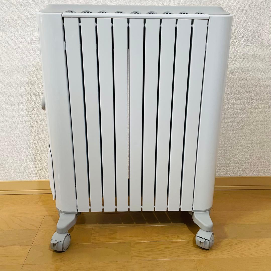 【未使用に近い】デロンギ ベルカルド オイルヒーター 10～13畳用 リモコン付