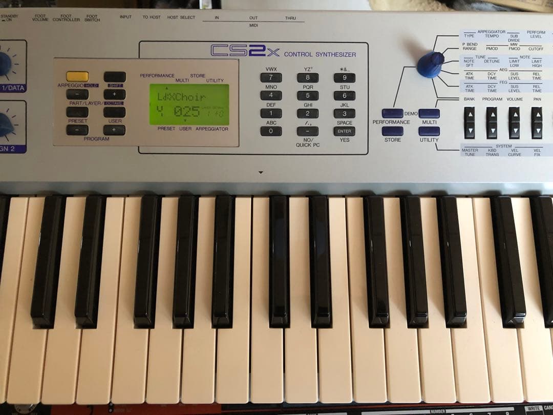 Yamaha CS2 アナログシンセサイザー