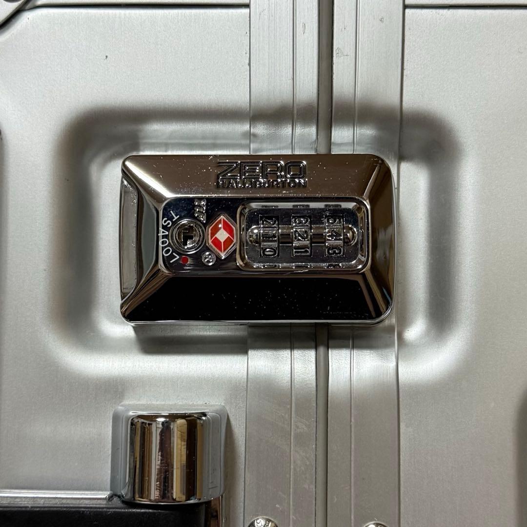 ゼロハリバートン　GEO Aluminum3.0TR　シルバー　キャリーケース