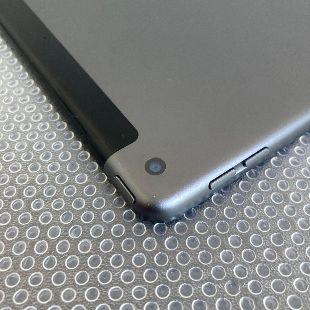 3635【早い者勝ち】iPad8 第8世代 32GB SIMフリー☆