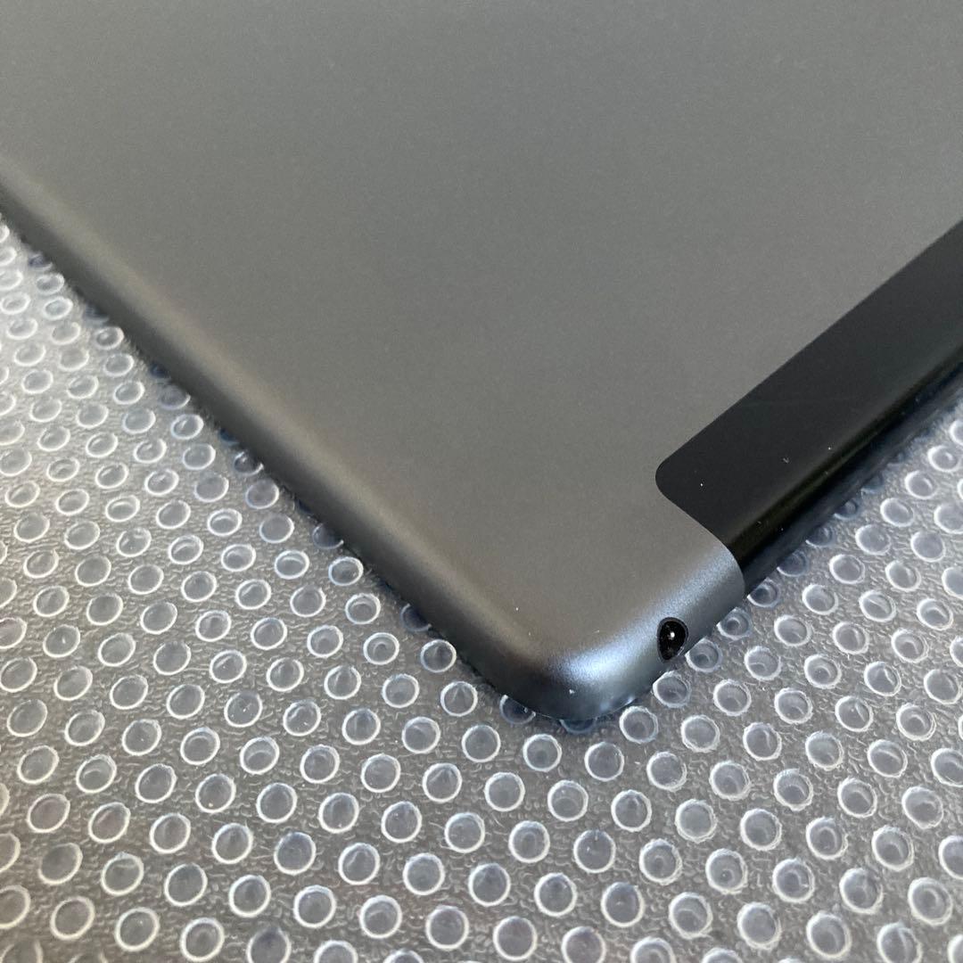3635【早い者勝ち】iPad8 第8世代 32GB SIMフリー☆