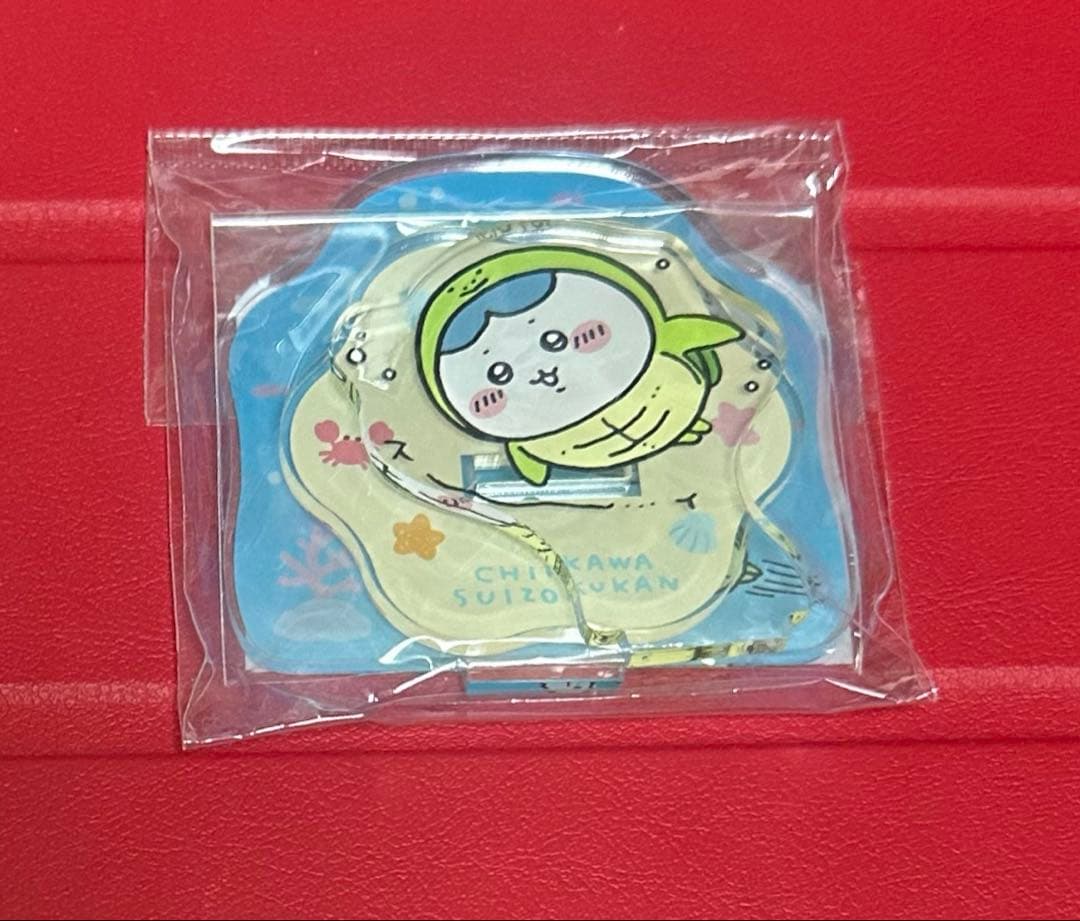 ハチワレ　ちいかわ水族館　アクリルスタンド