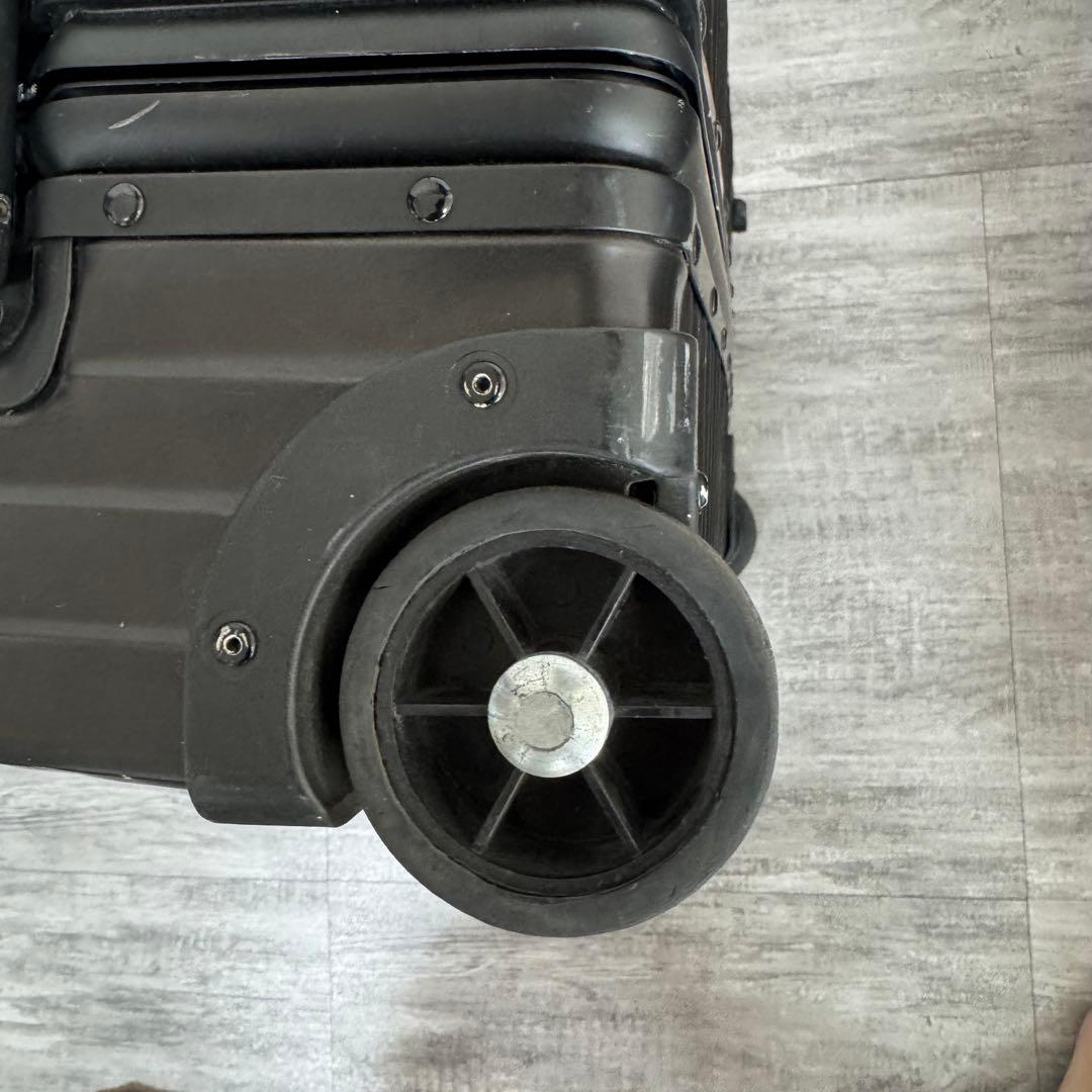 リモワ アローズ別注 クラシックフライト ブラック RIMOWA 104L 希少