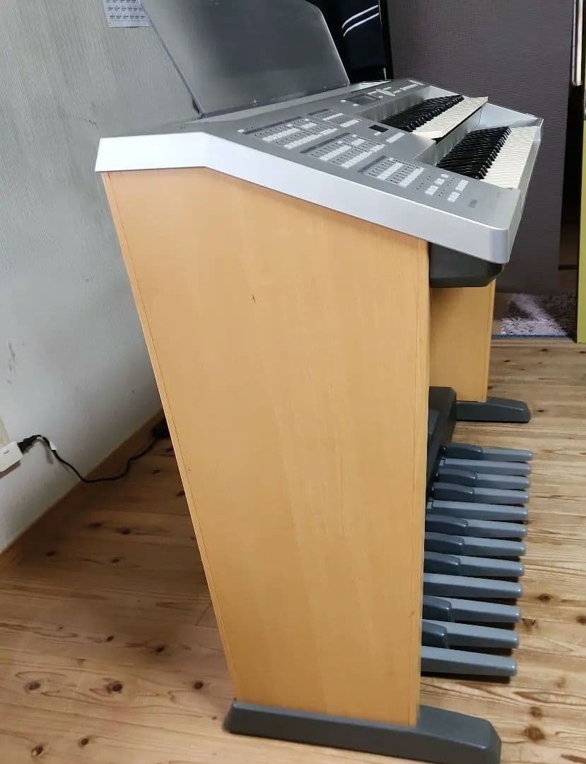 ヤマハエレクトーン　ELB-01 2006年製