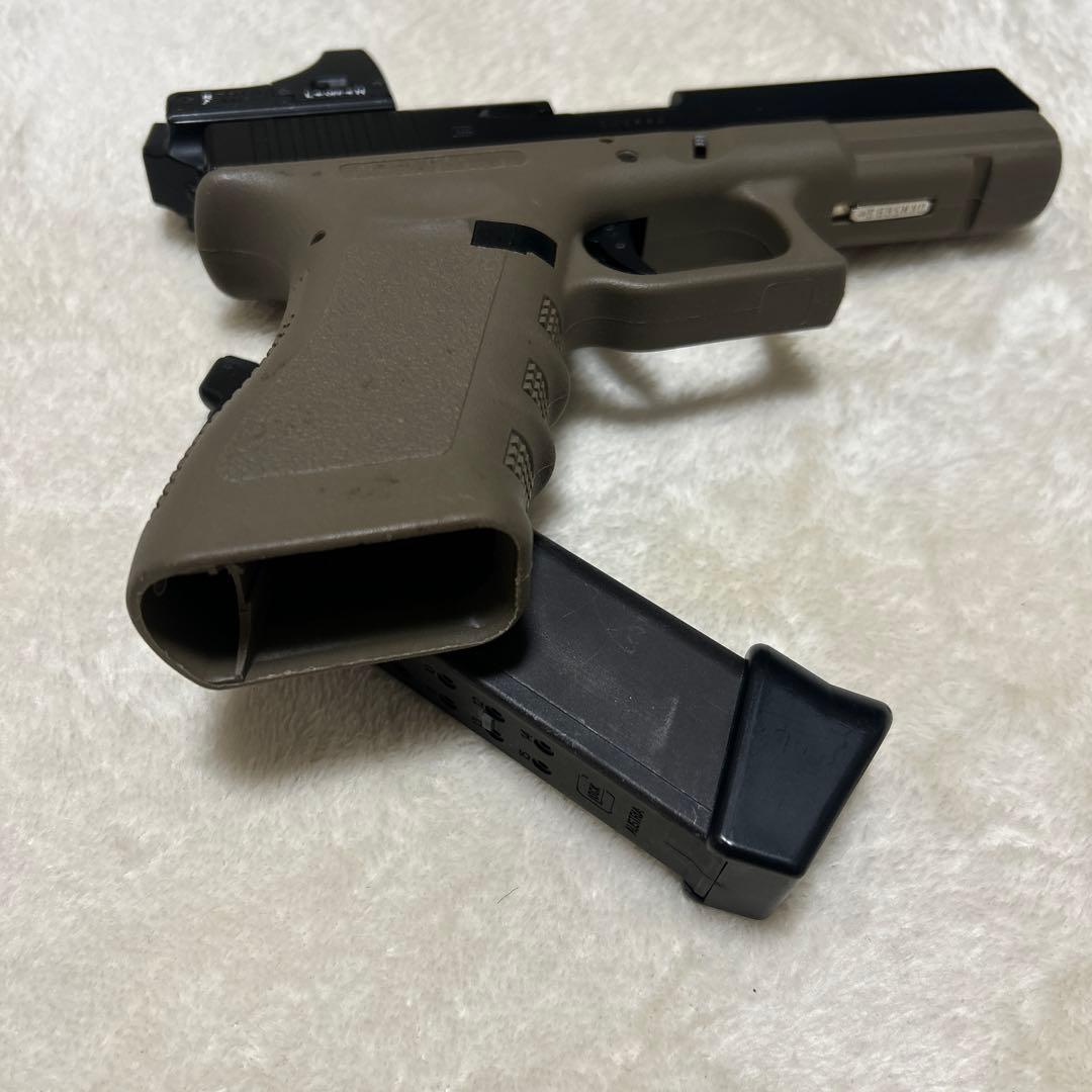 東京マルイ　グロック 22