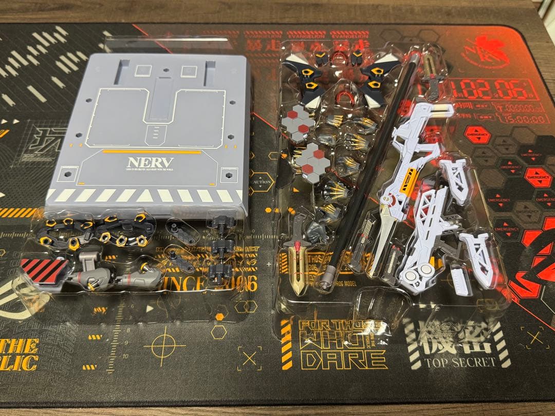 L BUILD エヴァンゲリオン 2020 初号機　2号機