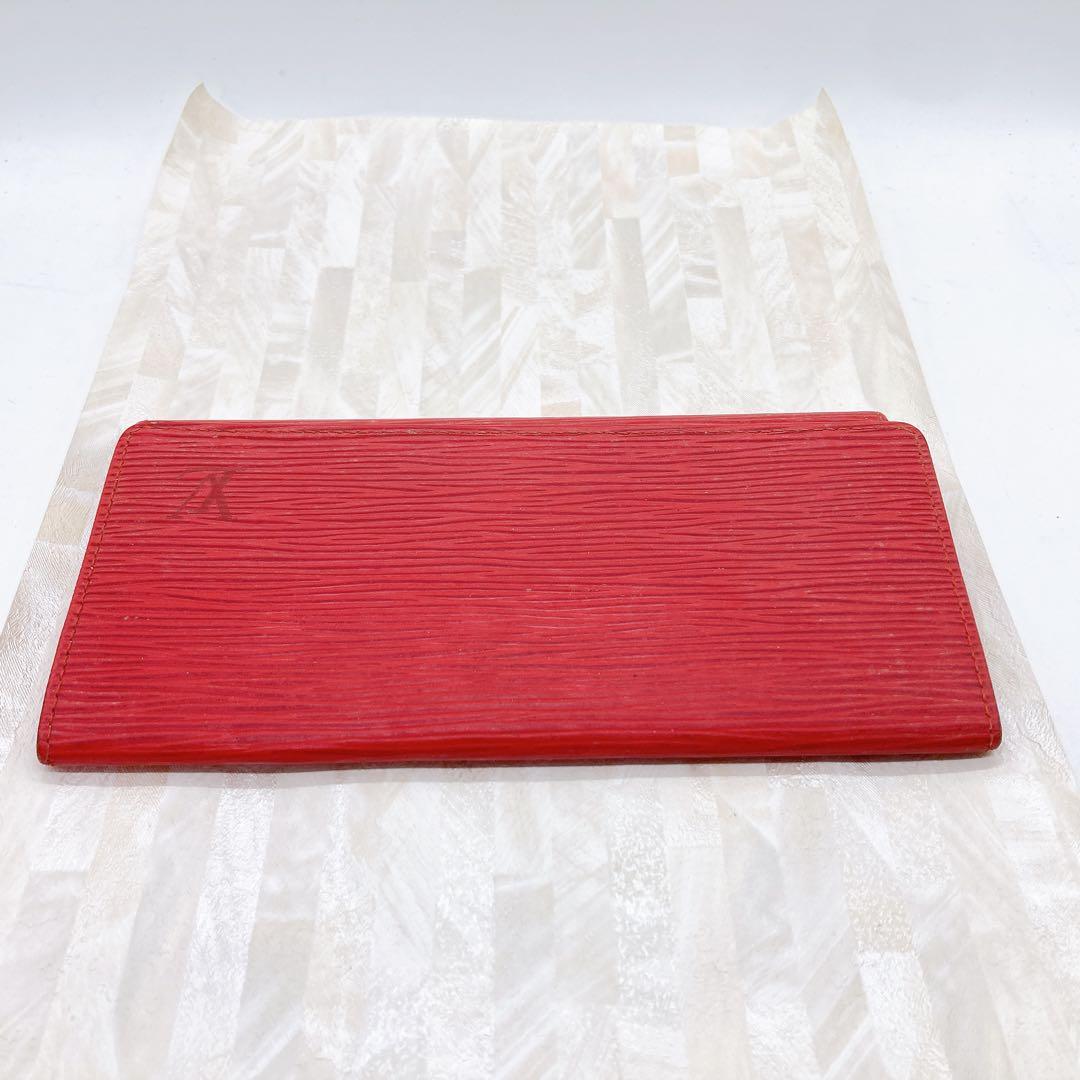 LOUIS VUITTON 二つ折り財布　エピ　レッド　札入れ　CA0936