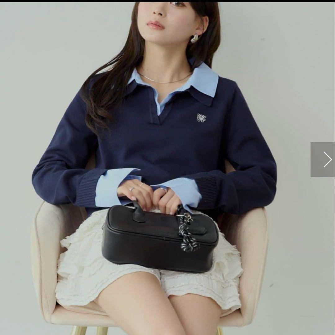 chico 刺繍入り襟付きポロニット ネイビー