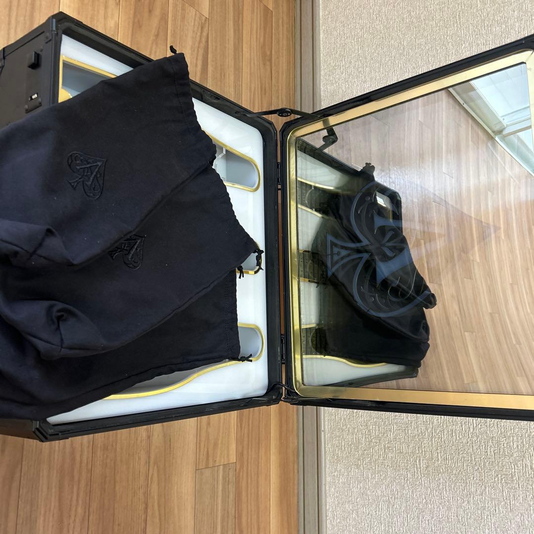 アルマンドアタッシュケース